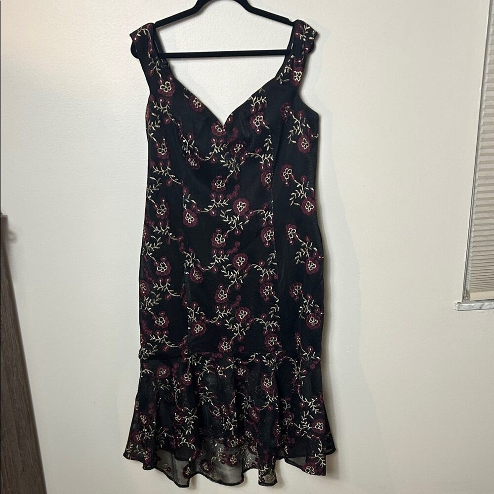 NWT City Chic embroidered off the shoulder Decadence mermaid dress - Picture 4 of 16